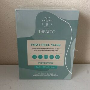 ‼️final must bundle ‼️Thealto Peppermint Foot Peel Mask